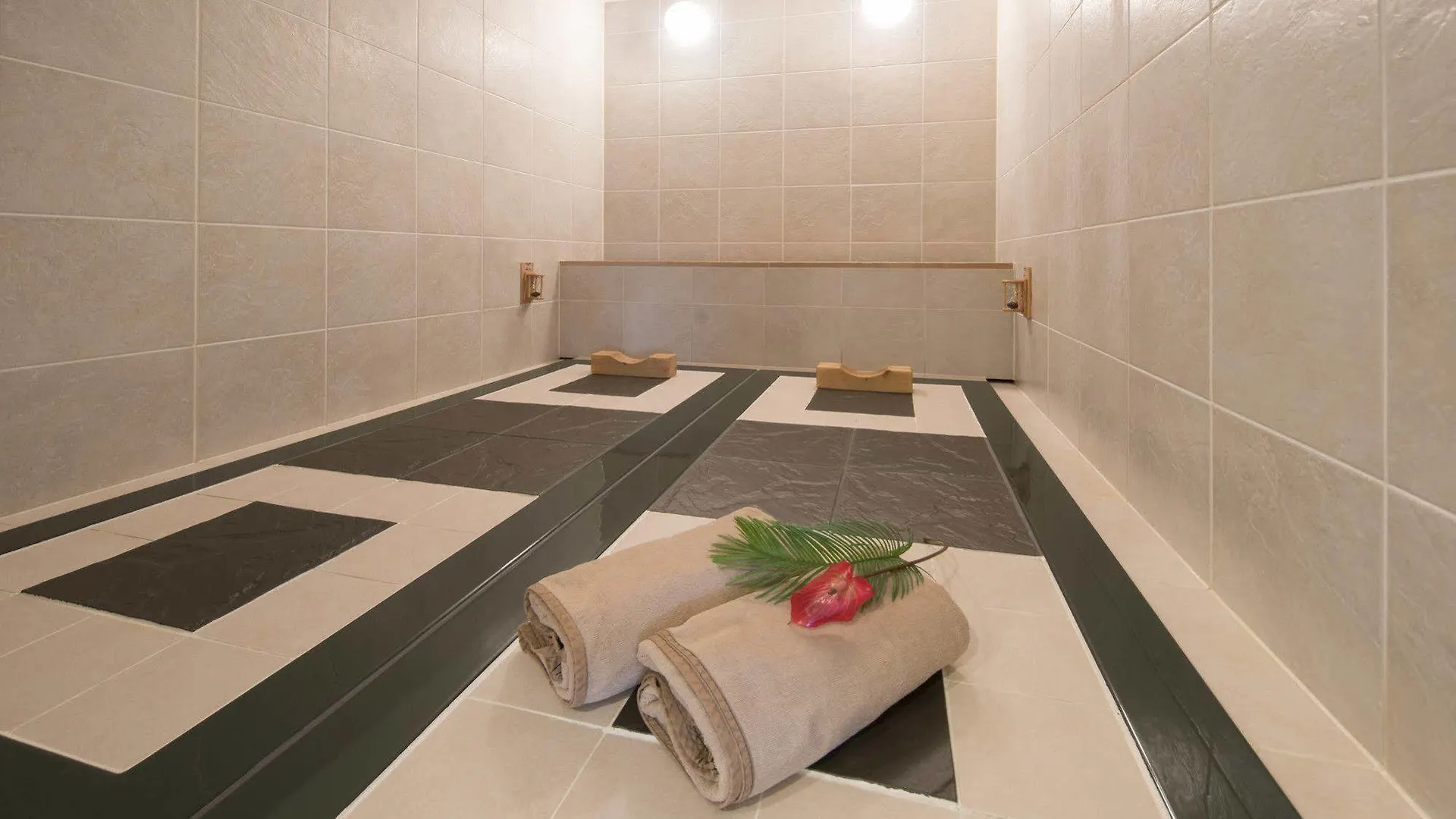 ***  Hotel Alps (Adults Only) Osaka Japan